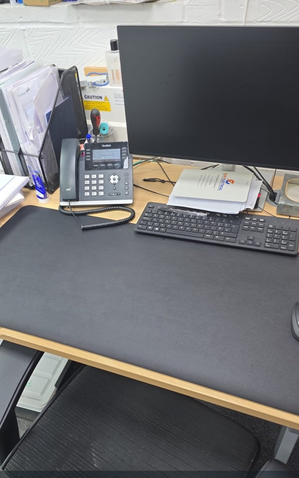 Clean desk